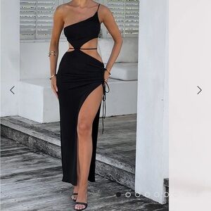 BabyBoo Rachelle Maxi Dress Elegant Black One-Shoulder Dress